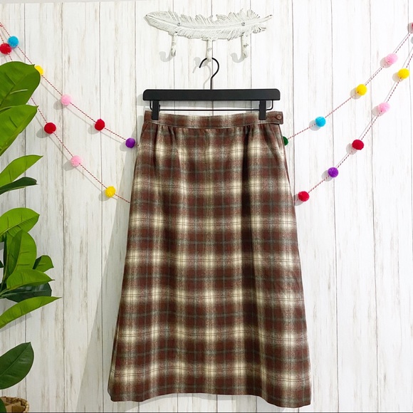 Wool skirt 12 Clearance